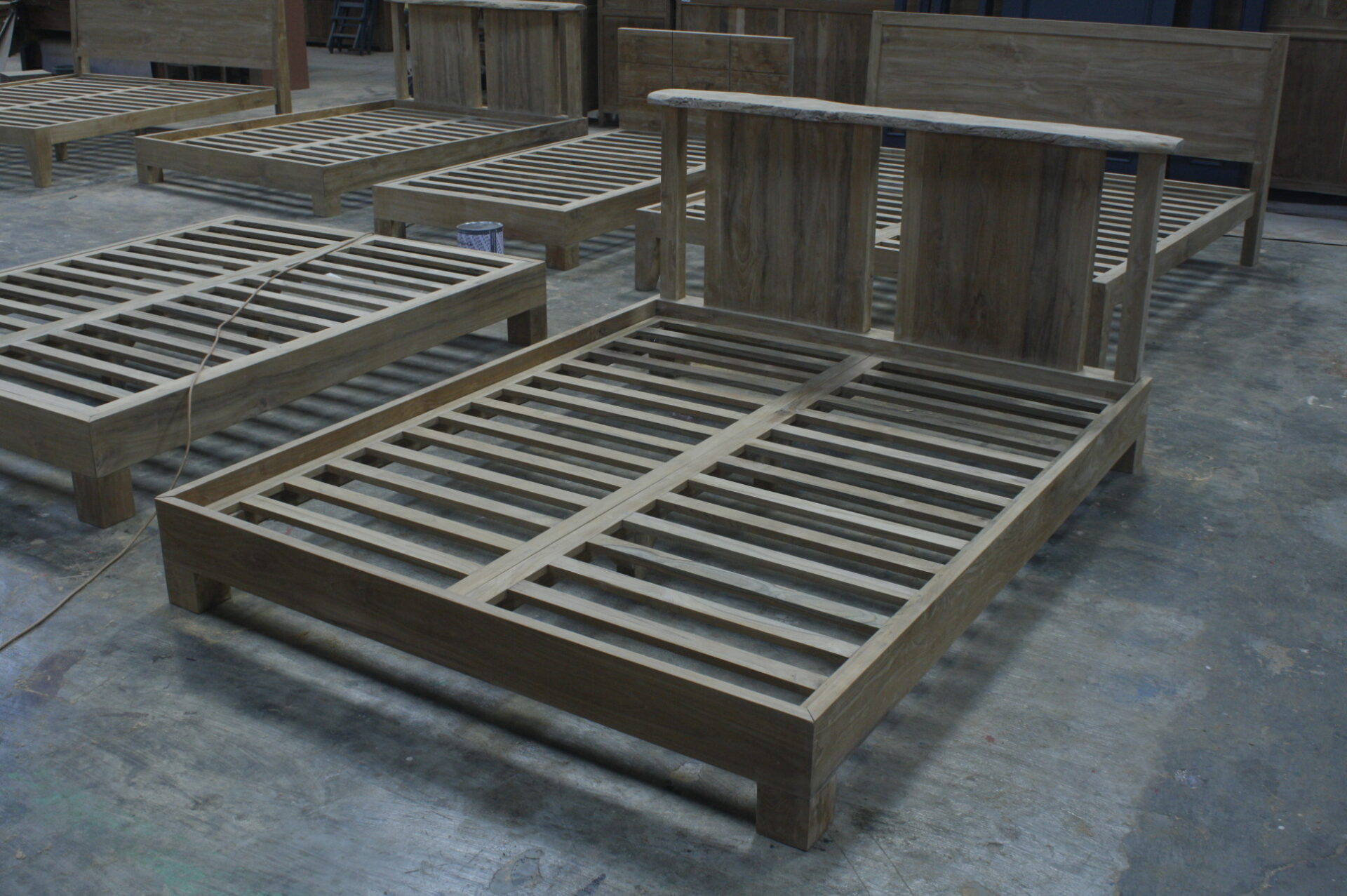 01-LIU13 Liu Strip Bed 203cm 90x203x158 (New teak-Unf) 2pcs (2)